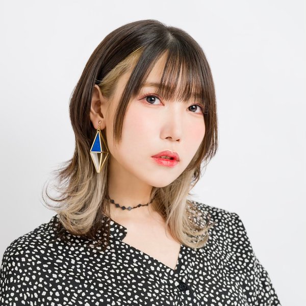 相坂優歌