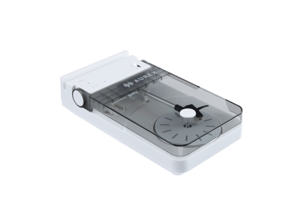 フォロー&引用リポストで、コンパクトレコードプレーヤー【AX-RP10】を3名様にプレゼント!